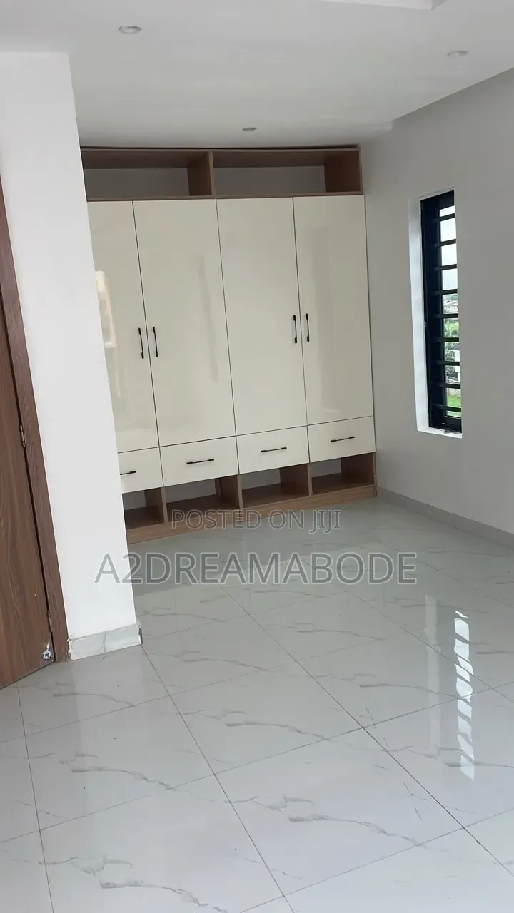 4bdrm Duplex in Magodo, GRA Phase 1 for rent in GRA Phase 1