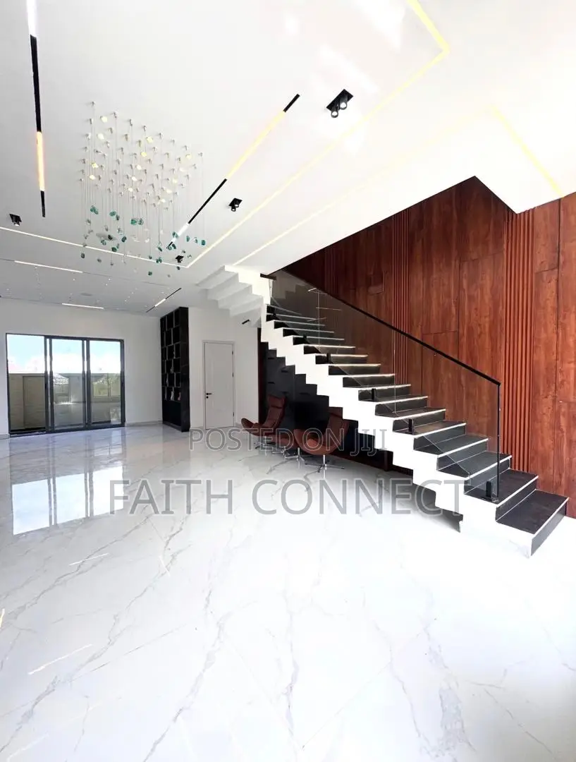 5bdrm Duplex in Lekki, Ikate for sale in Ikate