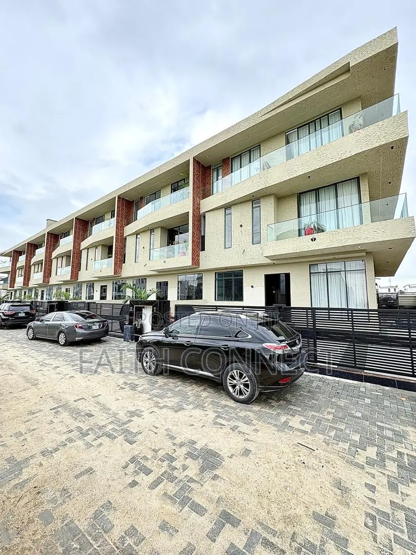 5bdrm Duplex in Lekki, Ikate for sale in Ikate