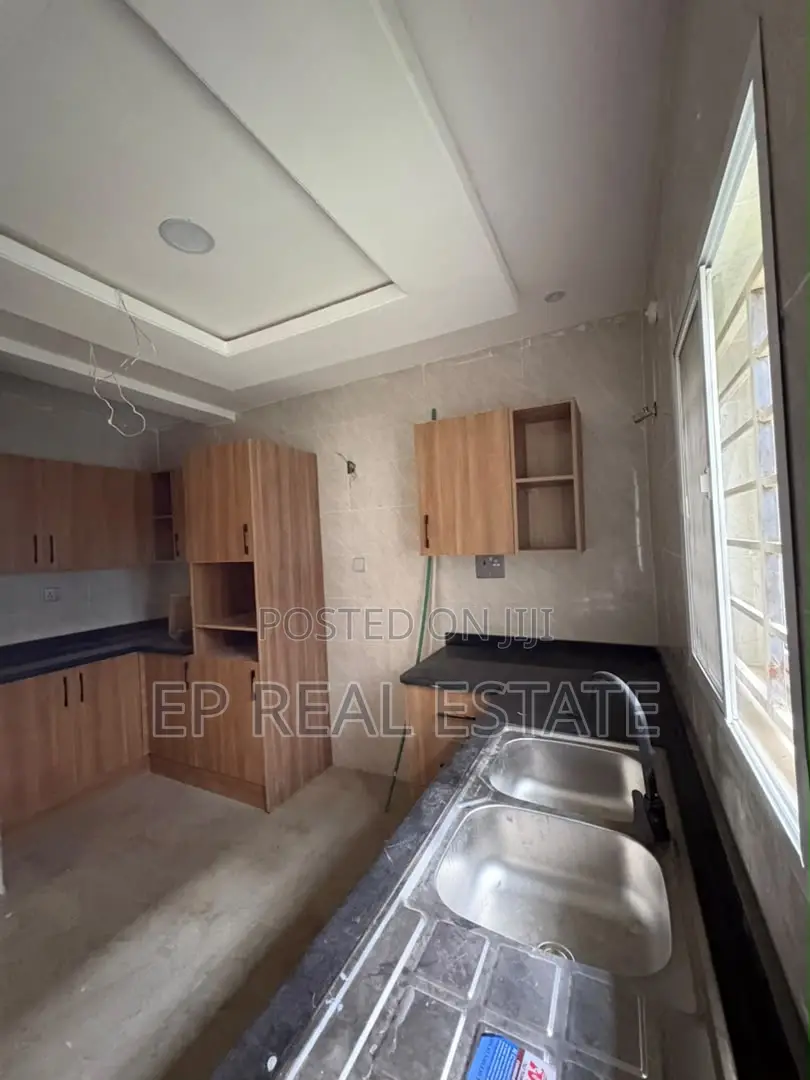 3bdrm Duplex in Karmo for rent in Karmo