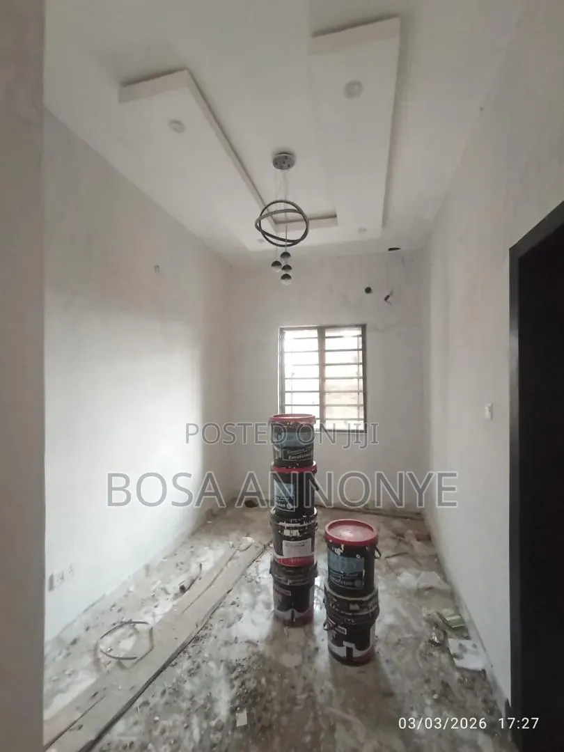 3bdrm Apartment in Badore for rent in Ado / Ajah