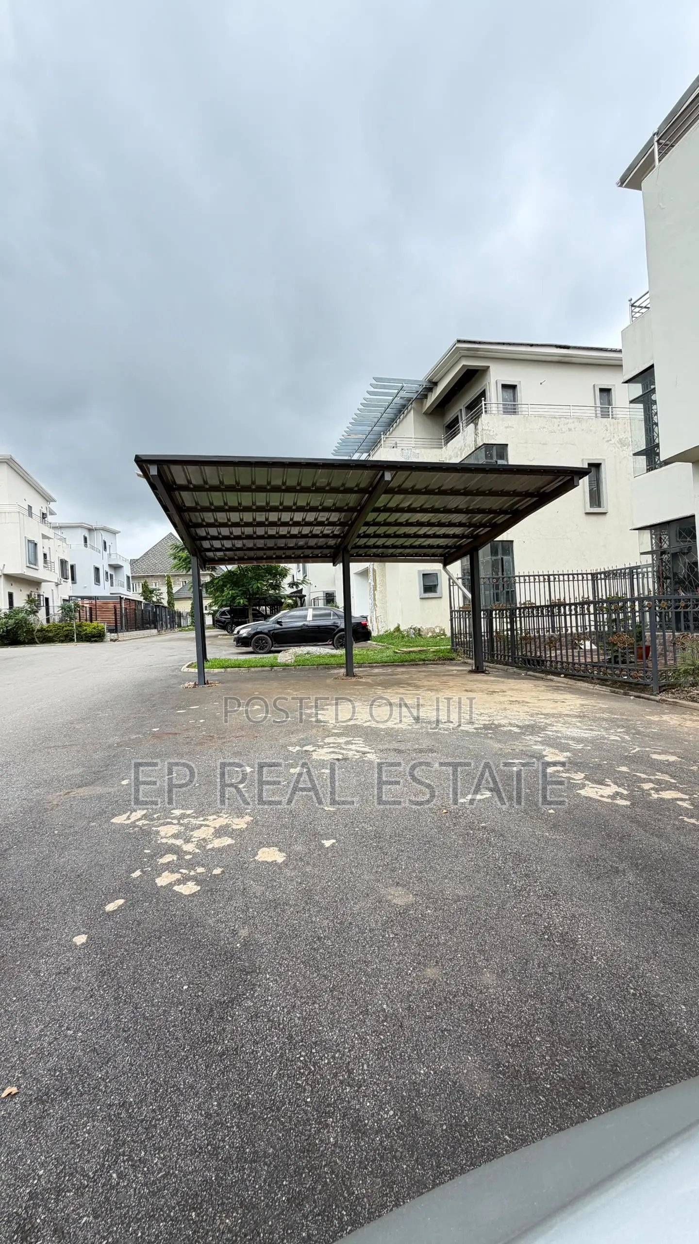 7bdrm Duplex in Apo District for rent in Apo District