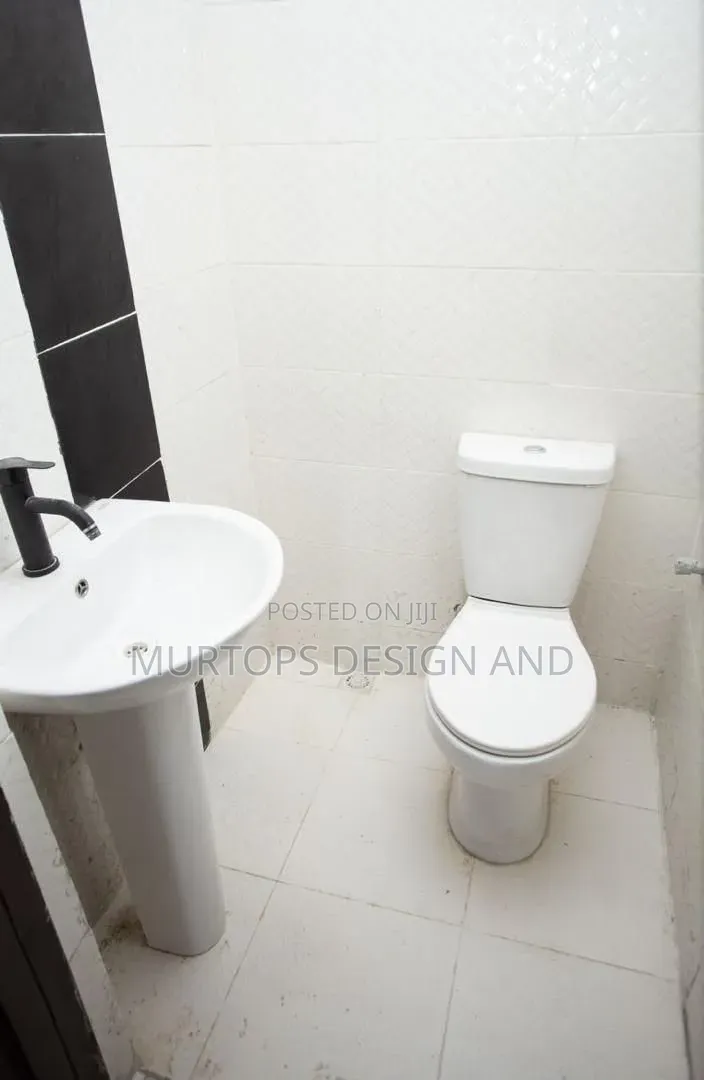 2bdrm Apartment in Osapa london for rent in Osapa london