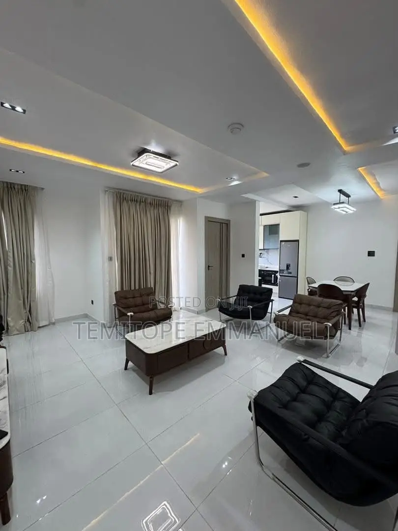 Furnished 2bdrm Apartment in Lekki Phase 1 for sale in Lekki Phase 1