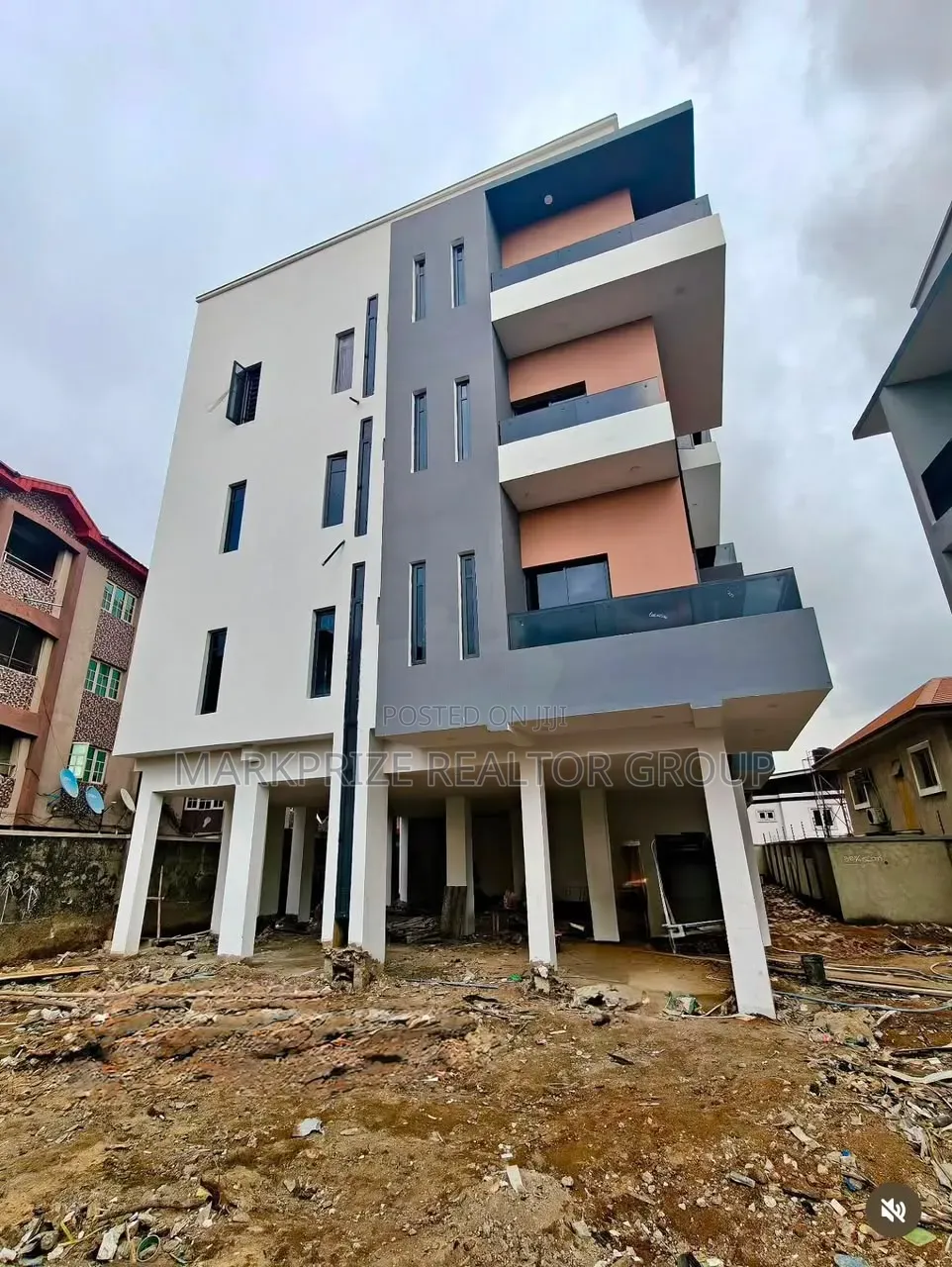 3bdrm Apartment in Maryland Lagos for sale in LSDPC Maryland Estate