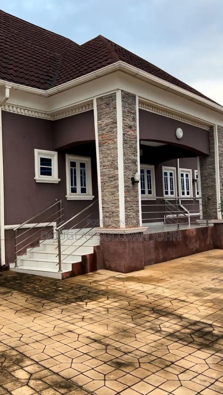 Furnished 4bdrm Bungalow in Centenary City Enugu for sale in Enugu