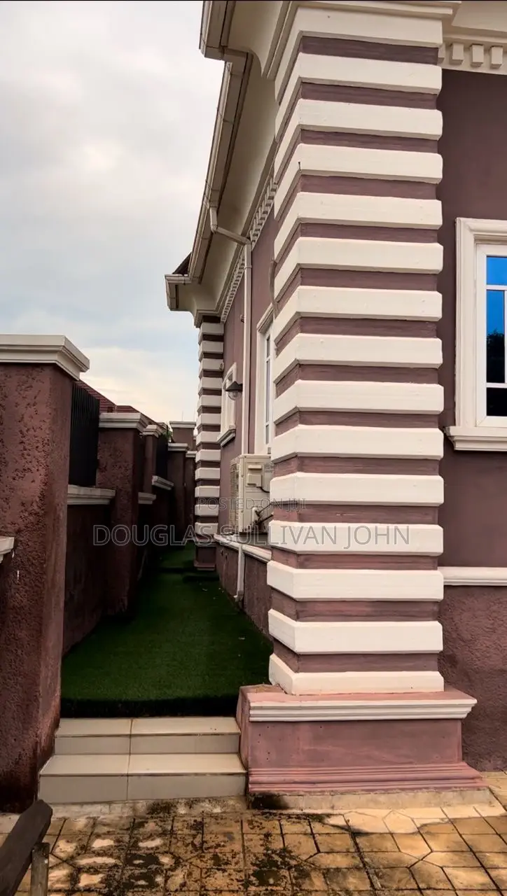 Furnished 4bdrm Bungalow in Centenary City Enugu for sale in Enugu