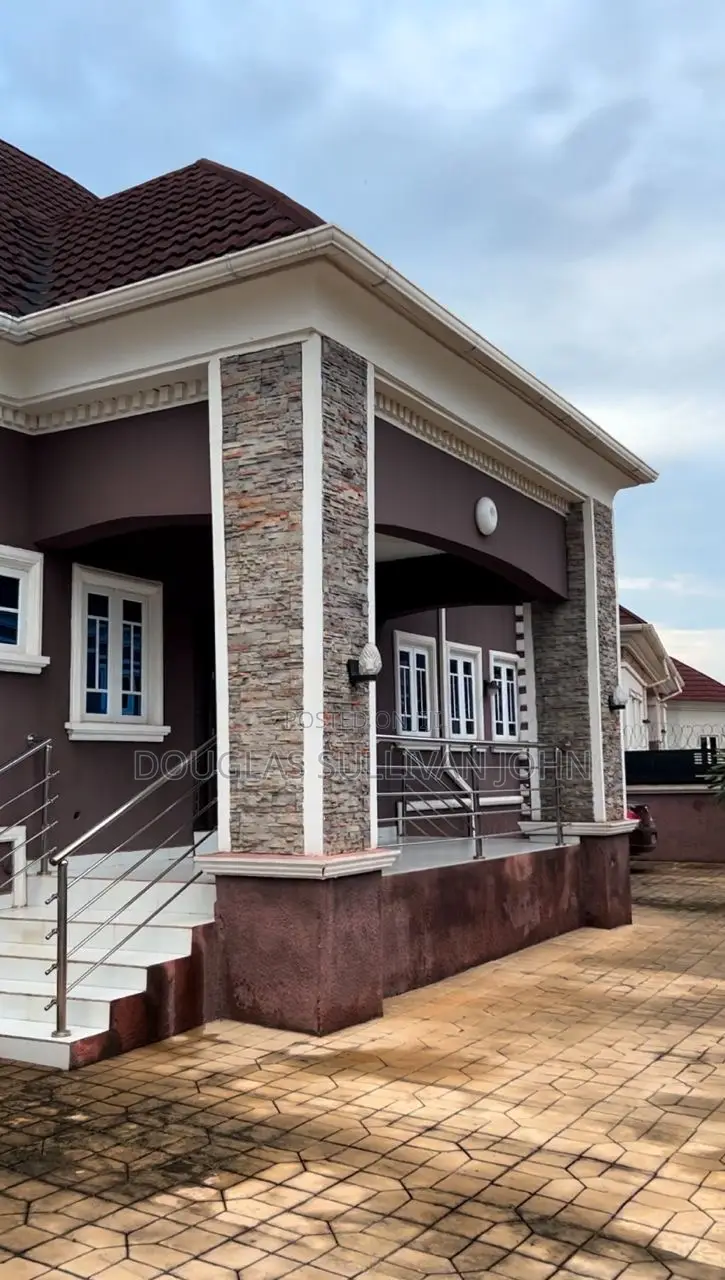 Furnished 4bdrm Bungalow in Centenary City Enugu for sale in Enugu
