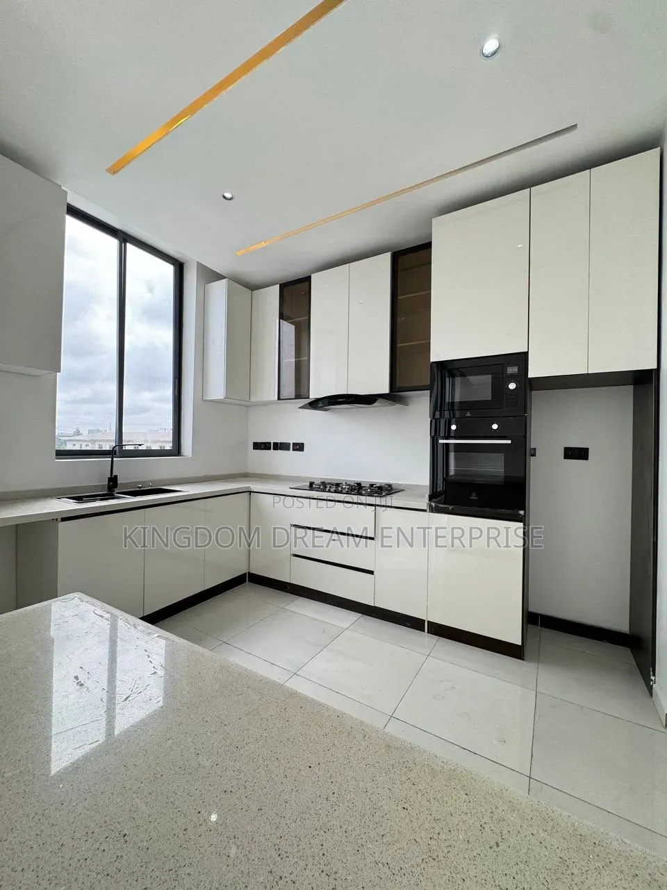 2bdrm Apartment in Oniru Victoria for sale in Victoria Island Extension