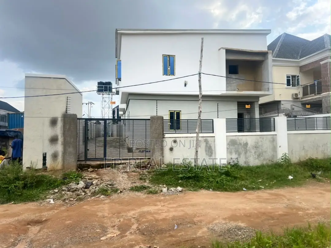 4bdrm Duplex in Kubwa for sale in Kubwa