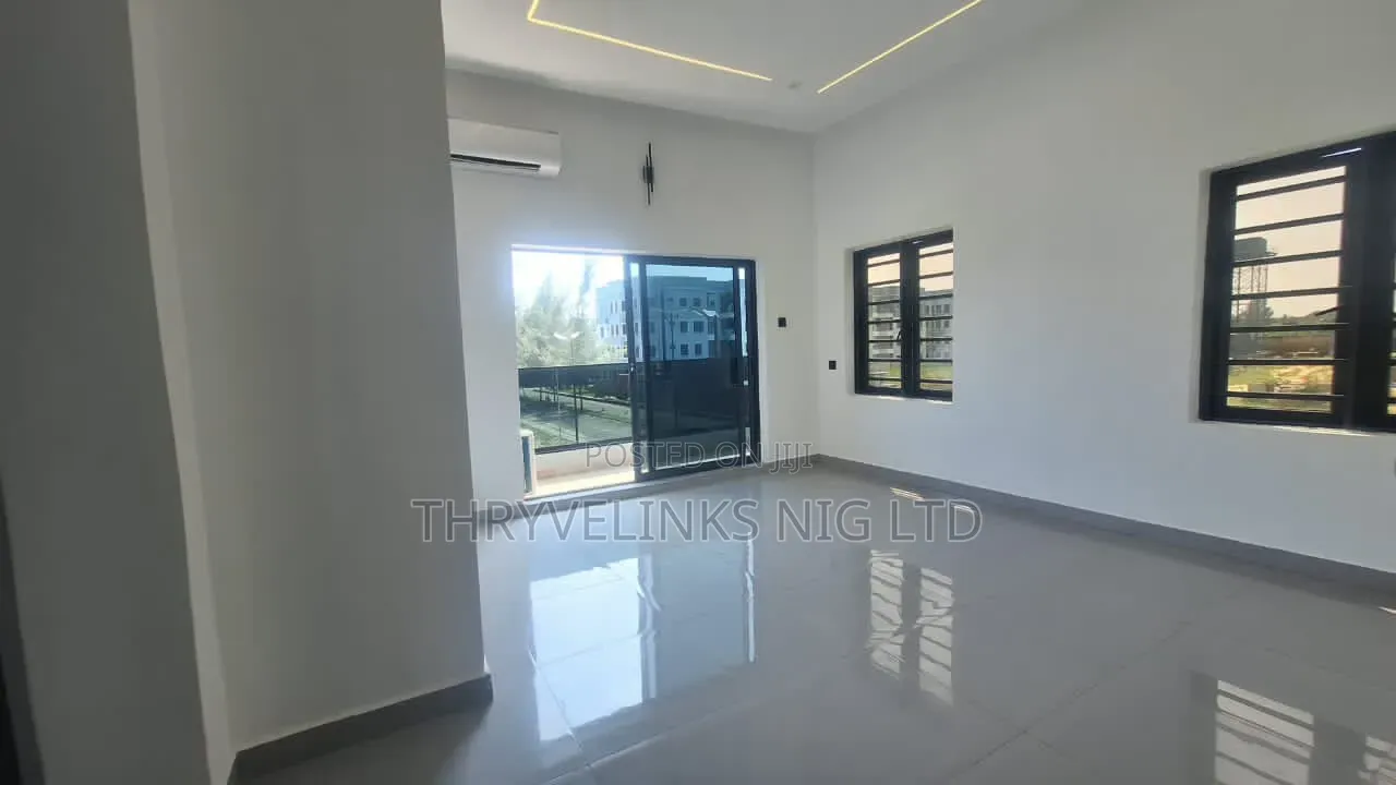 3bdrm Duplex in Green Bay Estate,, Ilaje for rent in Ilaje