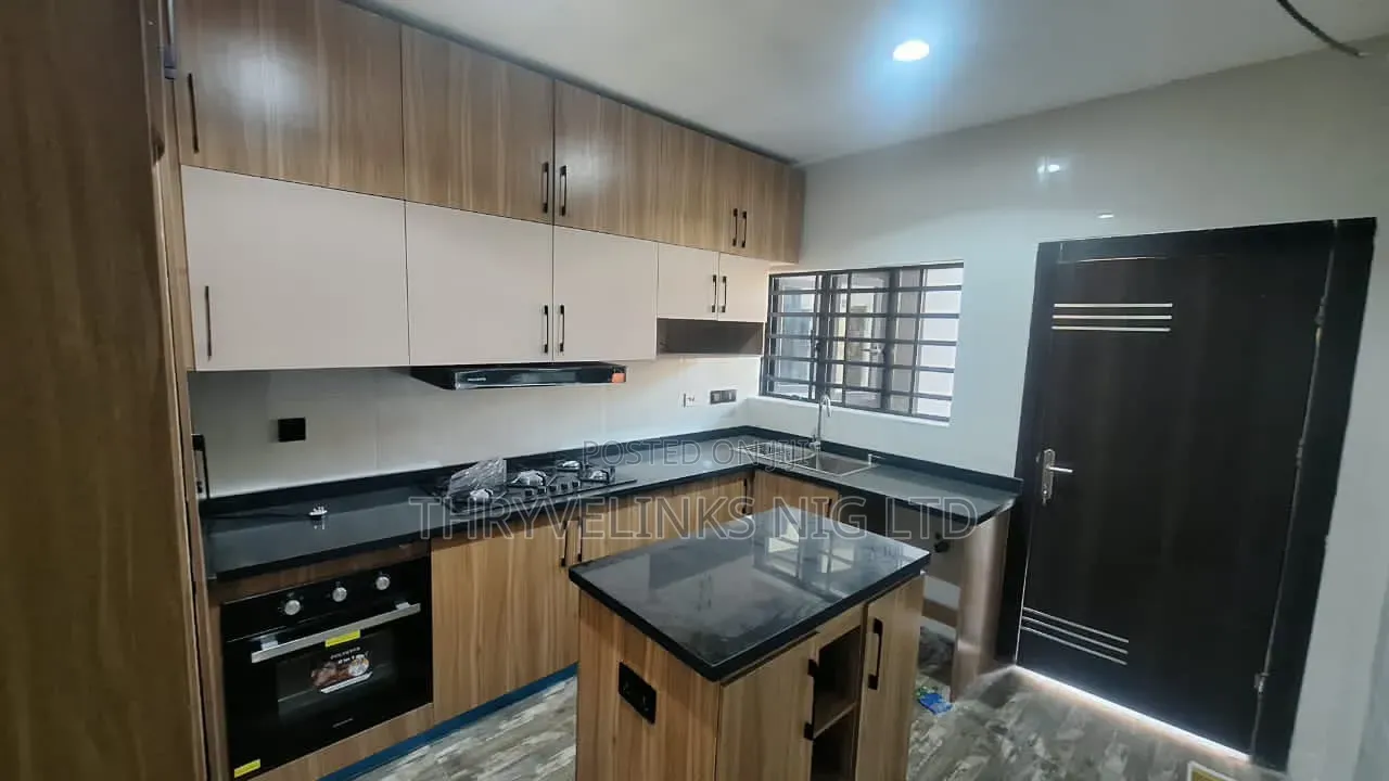 3bdrm Duplex in Green Bay Estate,, Ilaje for rent in Ilaje