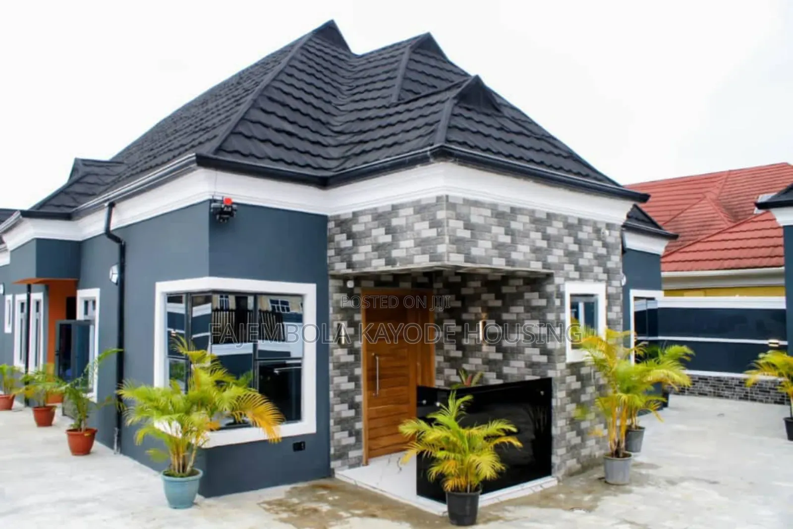 Furnished 3bdrm Bungalow in Ajila Road, Oluyole Estate for sale in Oluyole Estate