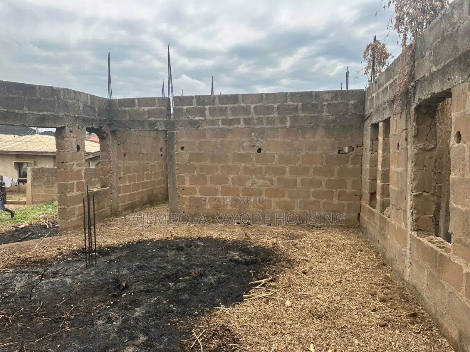 4bdrm Duplex in Tella Estate, Akobo for sale in Akobo