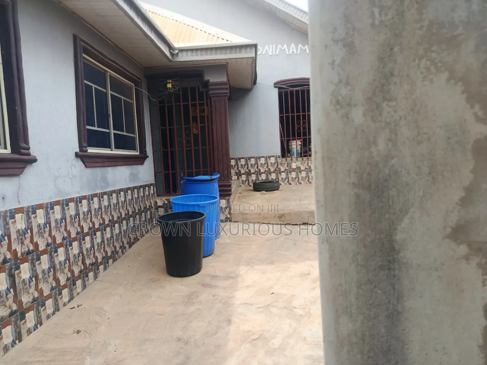 2bdrm Block of Flats in Adeosun-Akatapa, Ibadan for sale in Ibadan