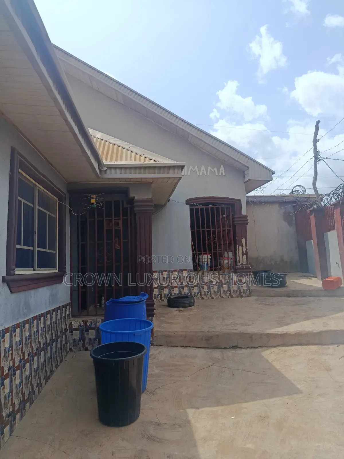 2bdrm Block of Flats in Adeosun-Akatapa, Ibadan for sale in Ibadan