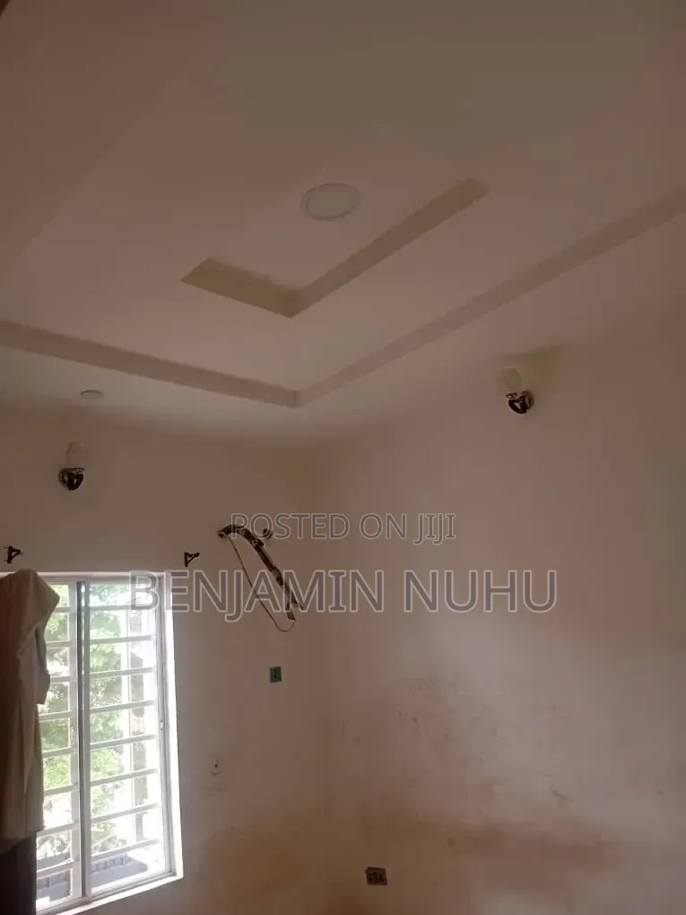 3bdrm Block of Flats in Ocean Palm Estate, Off Lekki-Epe Expressway in Off Lekki-Epe Expressway
