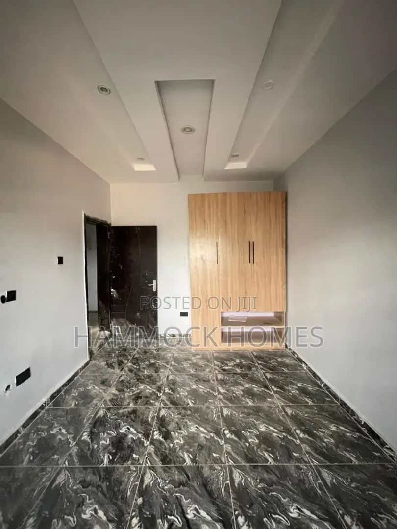3bdrm Block of Flats in Carlton Gate Estate, Akobo for rent in Akobo