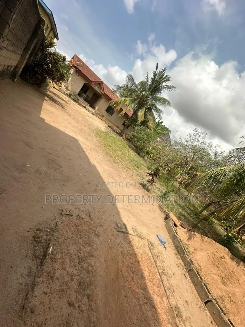 3bdrm Bungalow in Ifo for sale in Ifo