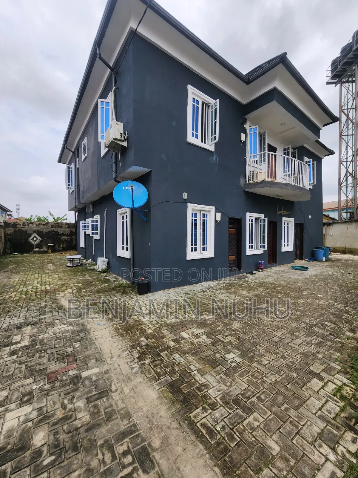 1bdrm Block of Flats in In A Close Facing, Off Lekki-Epe Expressway in Off Lekki-Epe Expressway