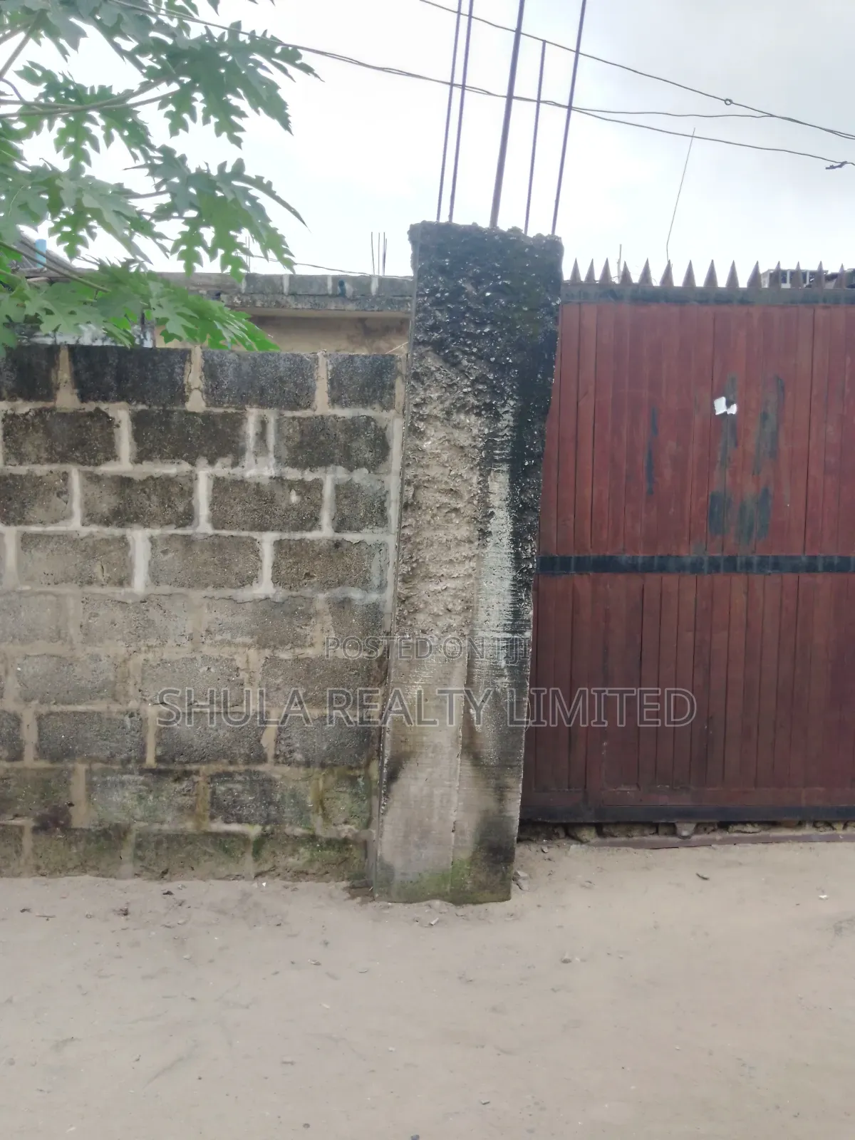 Furnished 4bdrm House in Okokomaiko for sale in Okokomaiko