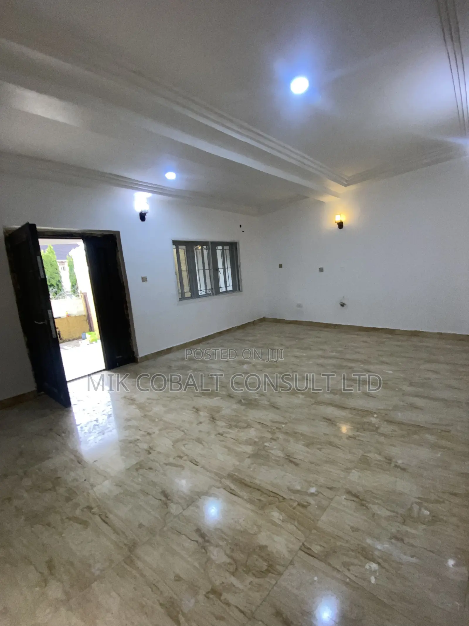 2bdrm Block of Flats in 62Road, Gwarinpa for rent in Gwarinpa