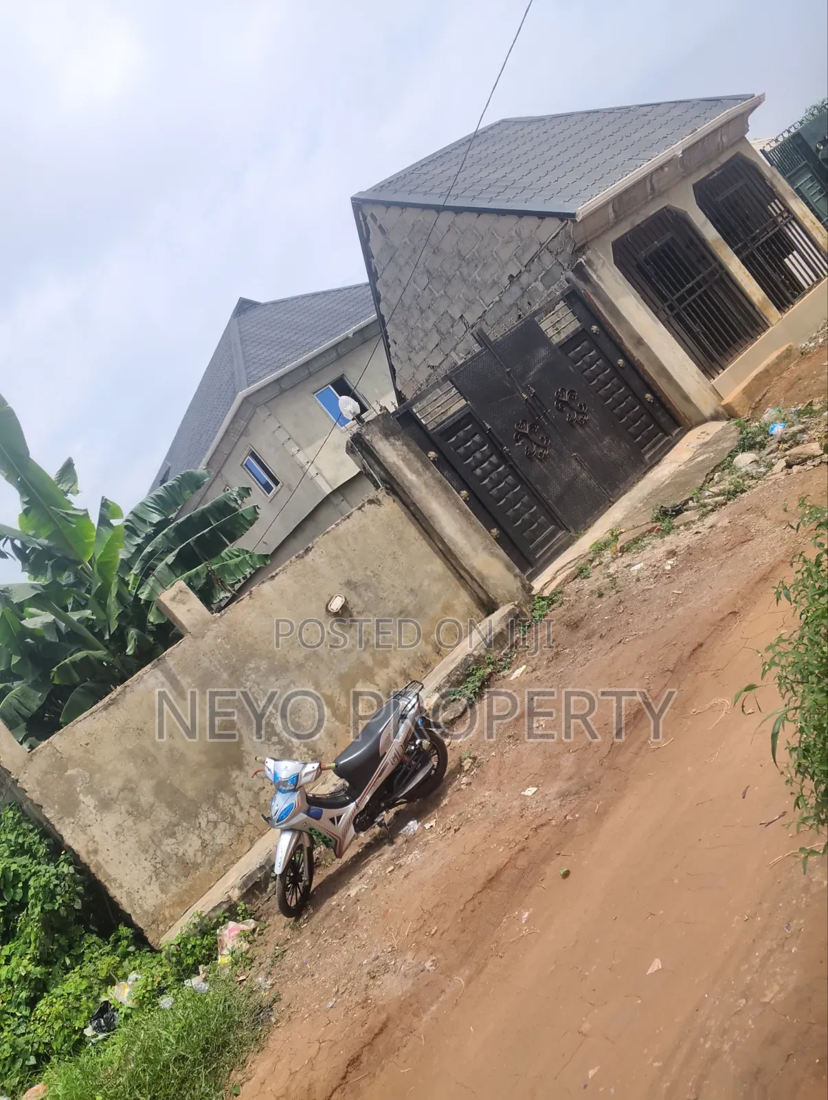 3bdrm Bungalow in Selewu Igbogbo for sale in Igbogbo