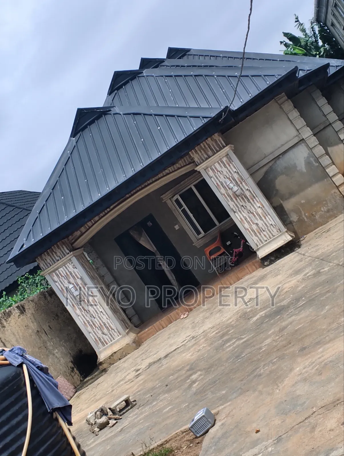 3bdrm Bungalow in Selewu Igbogbo for sale in Igbogbo