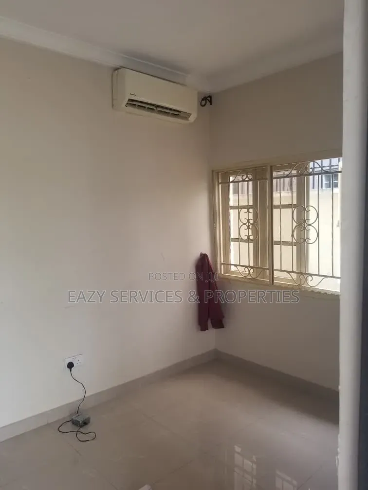 Commercial 4bedroom Detached Duplex With 2rooms Bq at Lekki Phase One in Lekki Phase 1