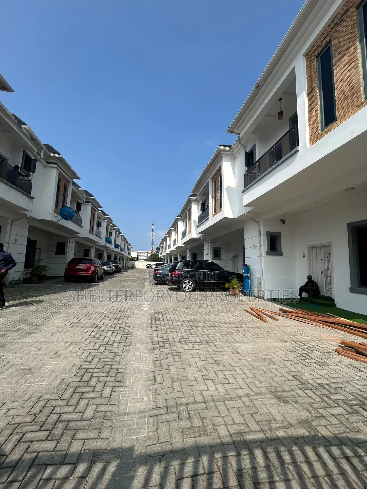 Furnished 4bdrm Duplex in Lekki Phase 1 for rent in Lekki Phase 1