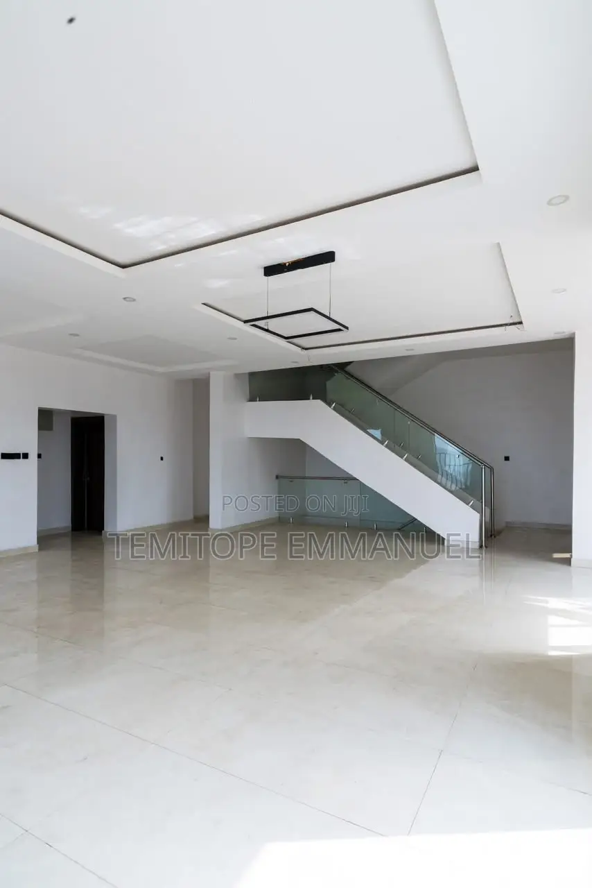 Furnished 3bdrm Apartment in Banana Island for rent in Banana Island