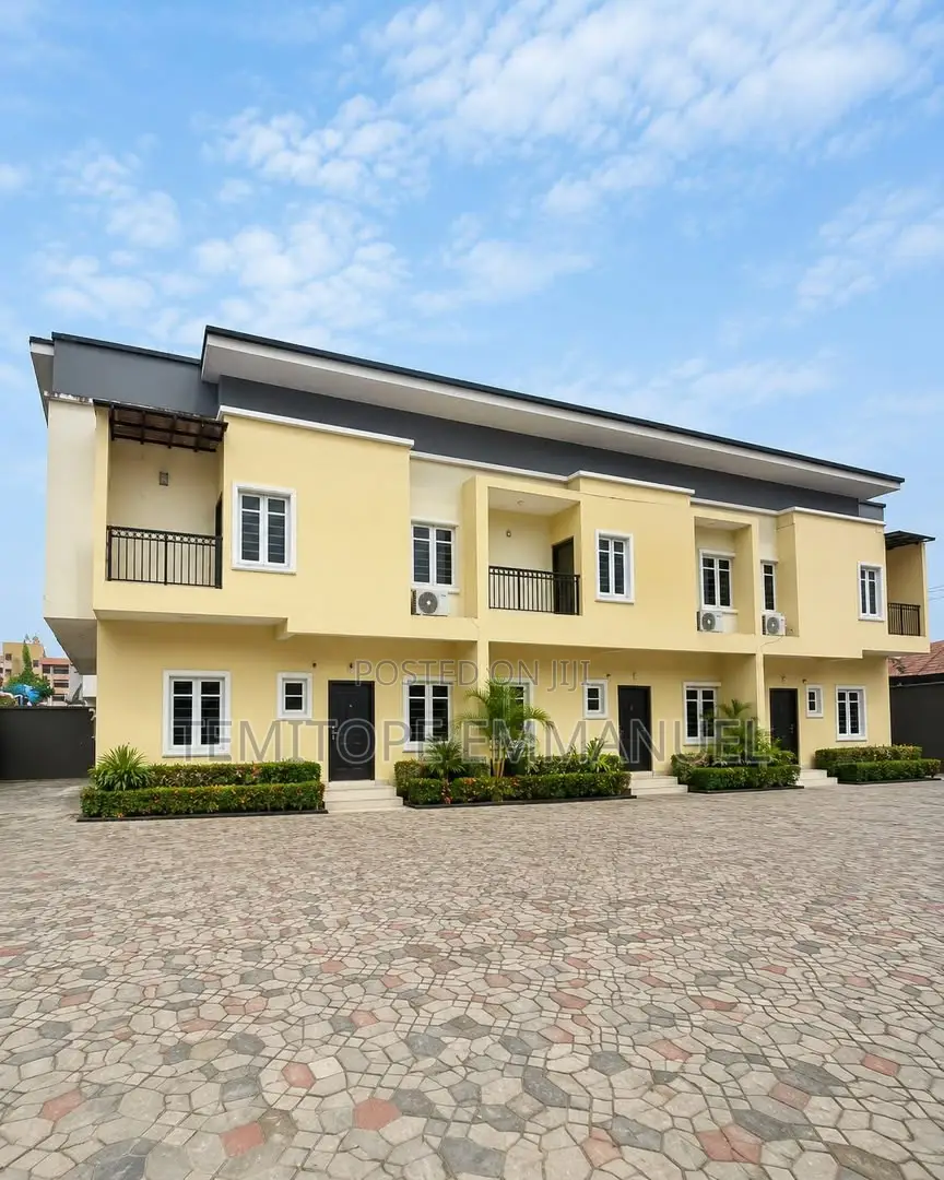 Furnished 4bdrm Duplex in Ilupeju for sale in Ilupeju