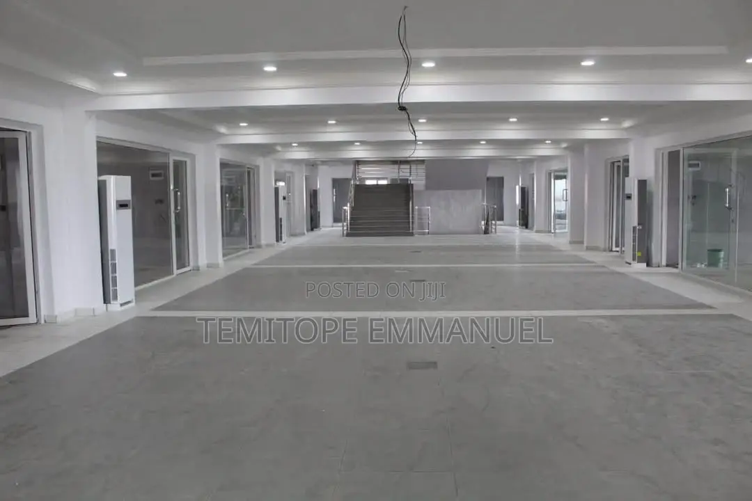 Commercial Business Space in Ikate