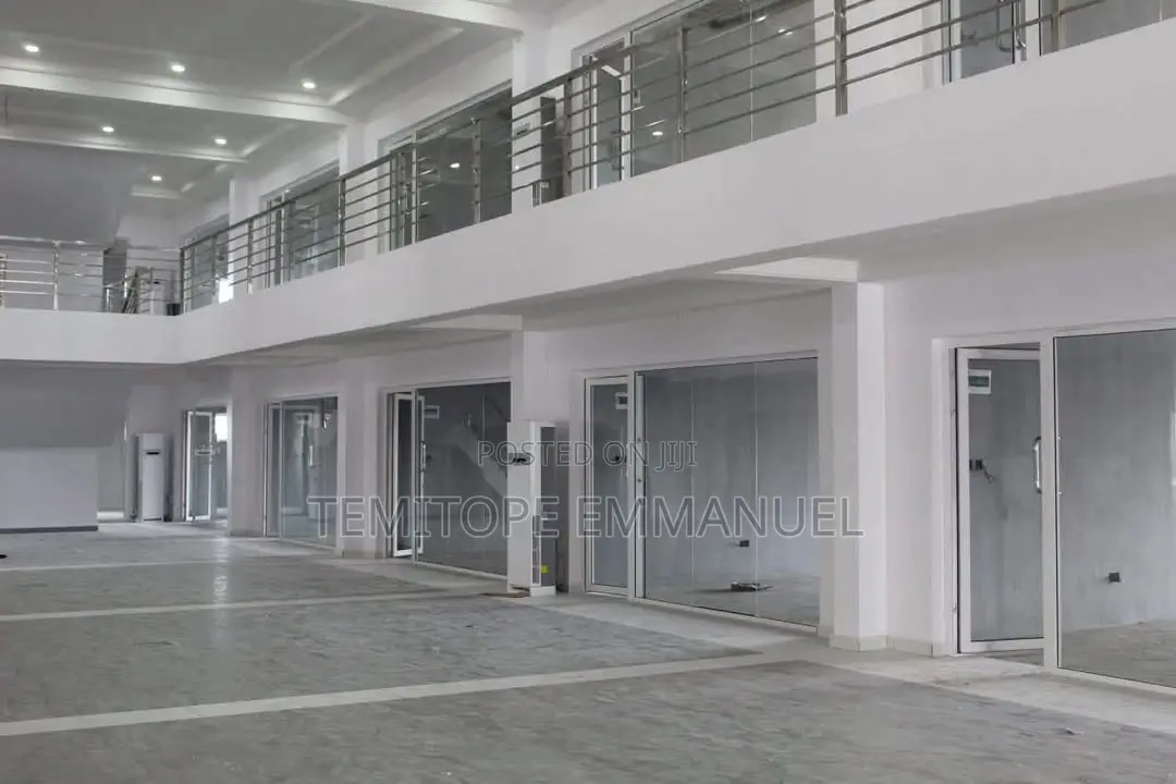 Commercial Business Space in Ikate