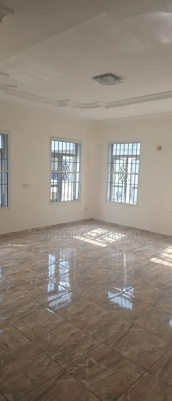 3bdrm Duplex in Ikota Lekki for rent in Ikota