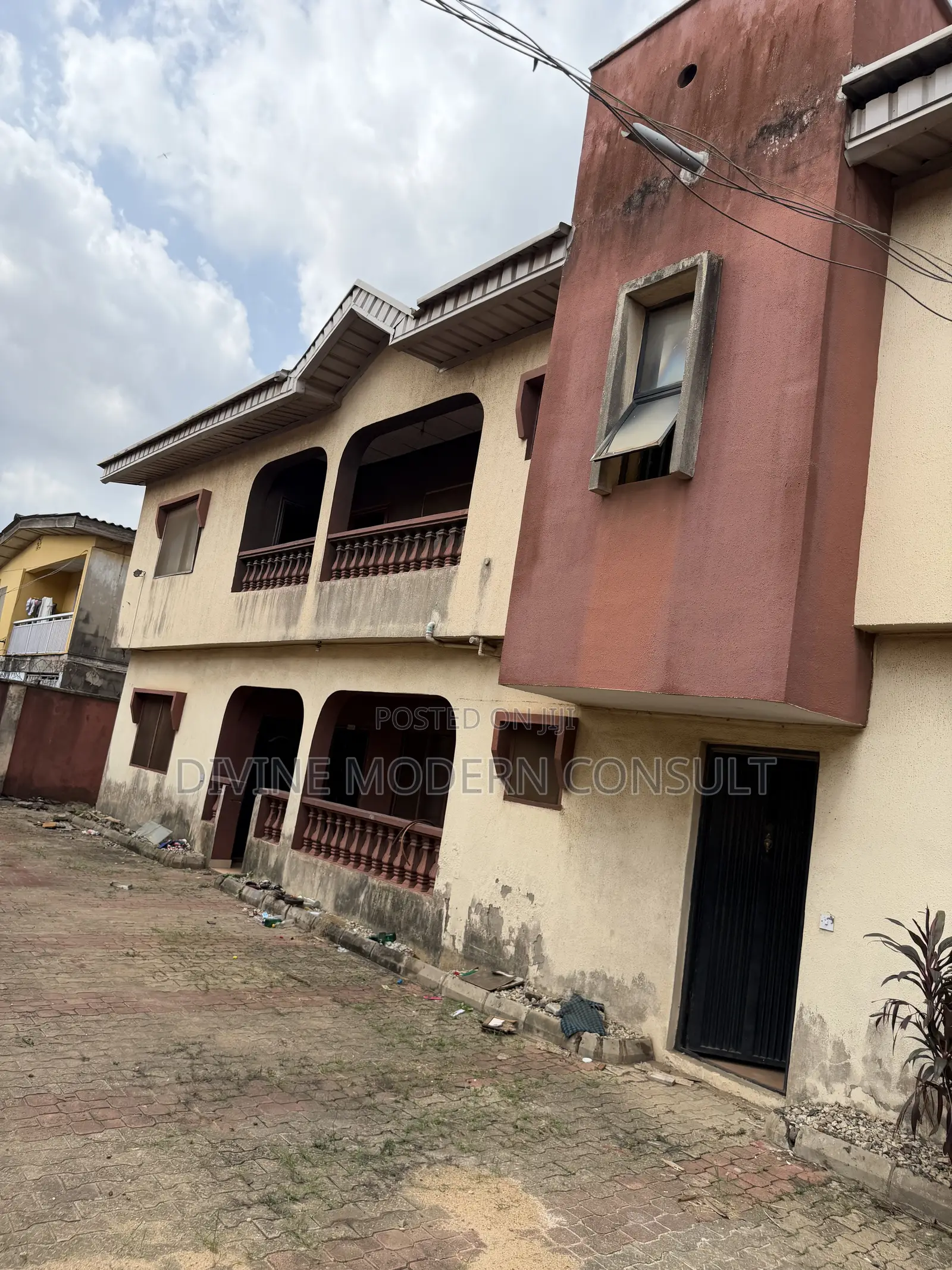 3bdrm Block of Flats in Private, Abule Egba for sale in Abule Egba