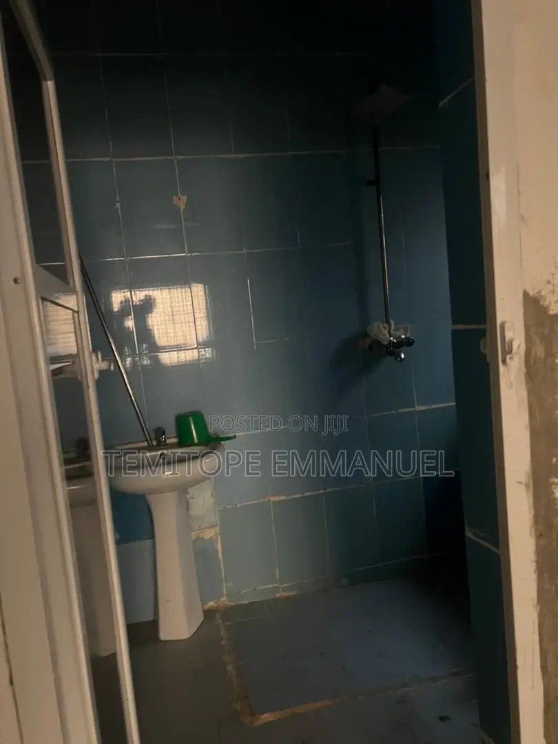 Furnished 3bdrm Apartment in GRA Phase 2 Shangisha for rent in GRA Phase 2 Shangisha