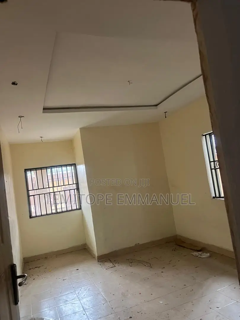 Furnished 3bdrm Apartment in GRA Phase 2 Shangisha for rent in GRA Phase 2 Shangisha