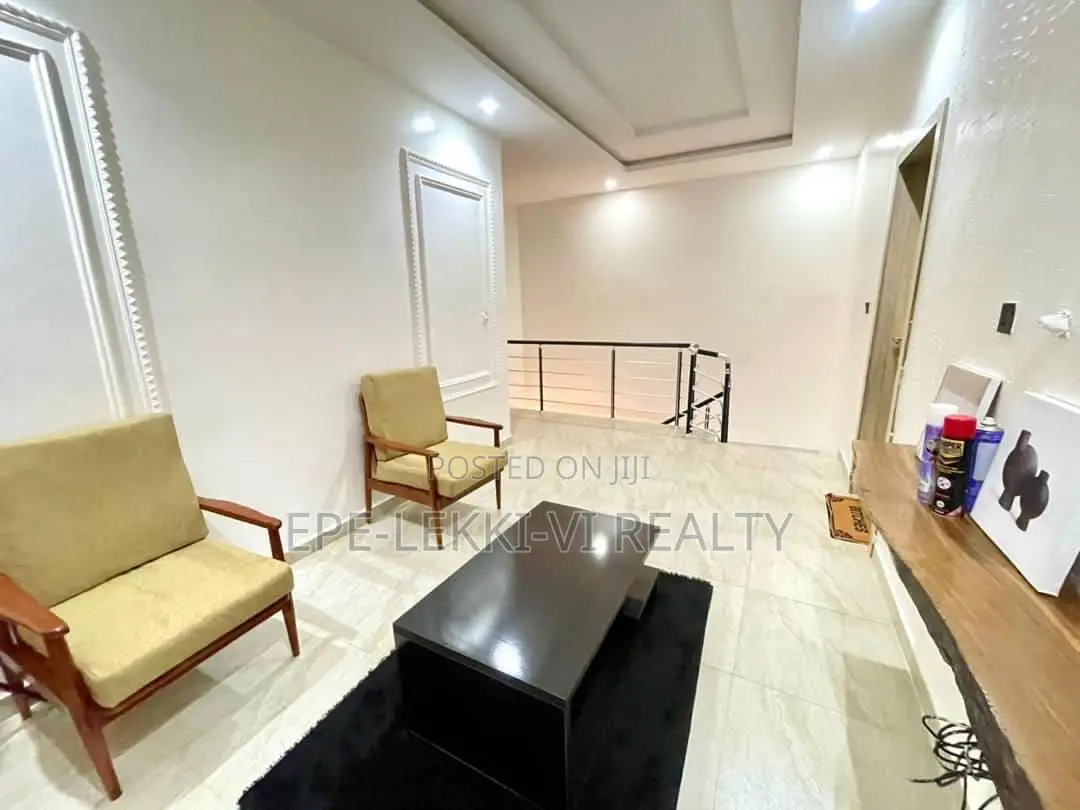 4bdrm Duplex in Ikate for rent in Ikate