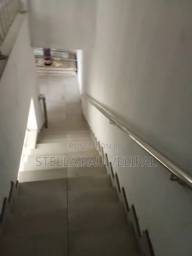 3bdrm Duplex in Abraham Adesanya Estate for sale in Abraham Adesanya Estate
