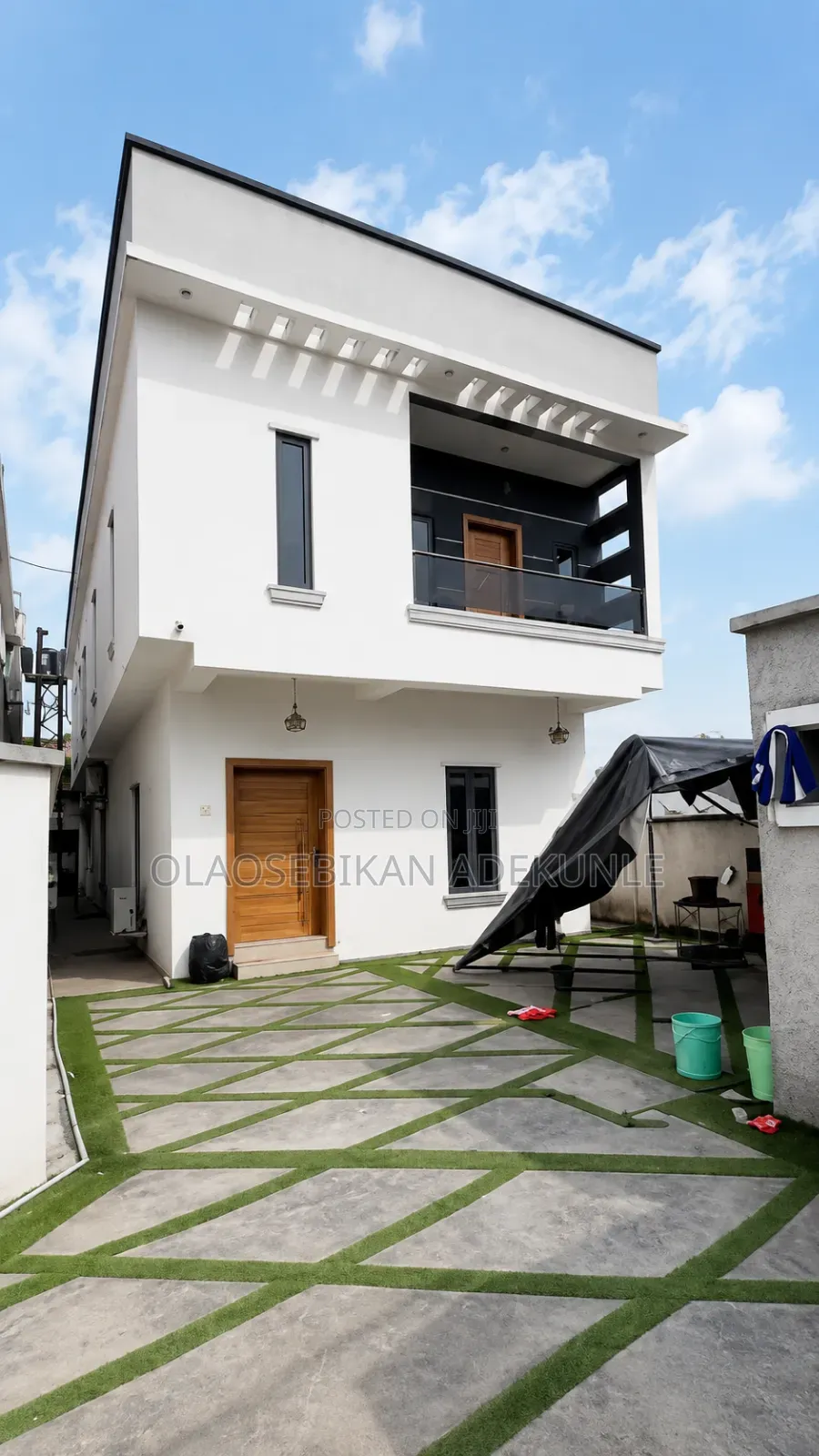 5bdrm Duplex in Thomas Estate Ajah for sale in Thomas Estate