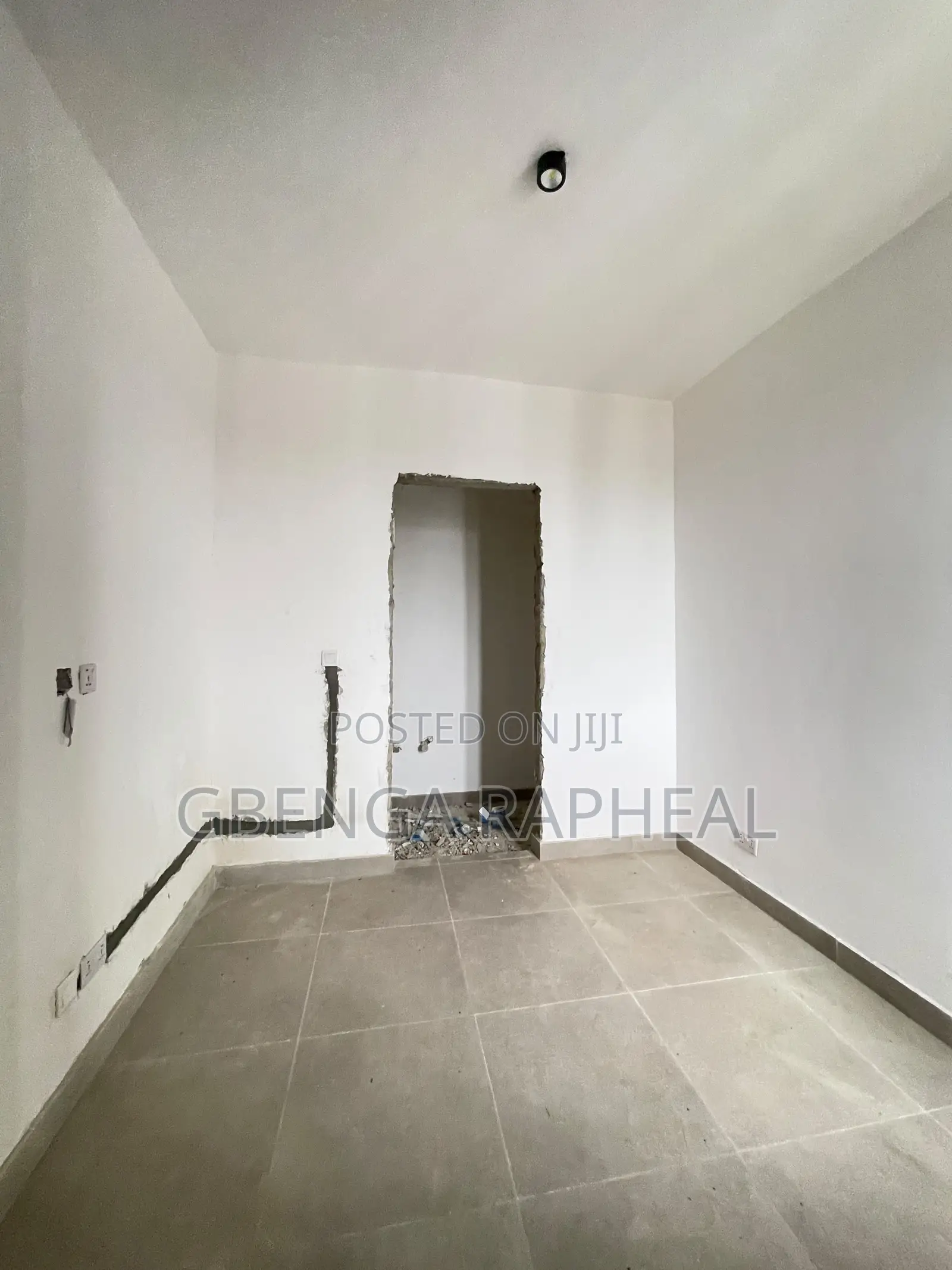 3bdrm Apartment in Ikate for sale in Ikate