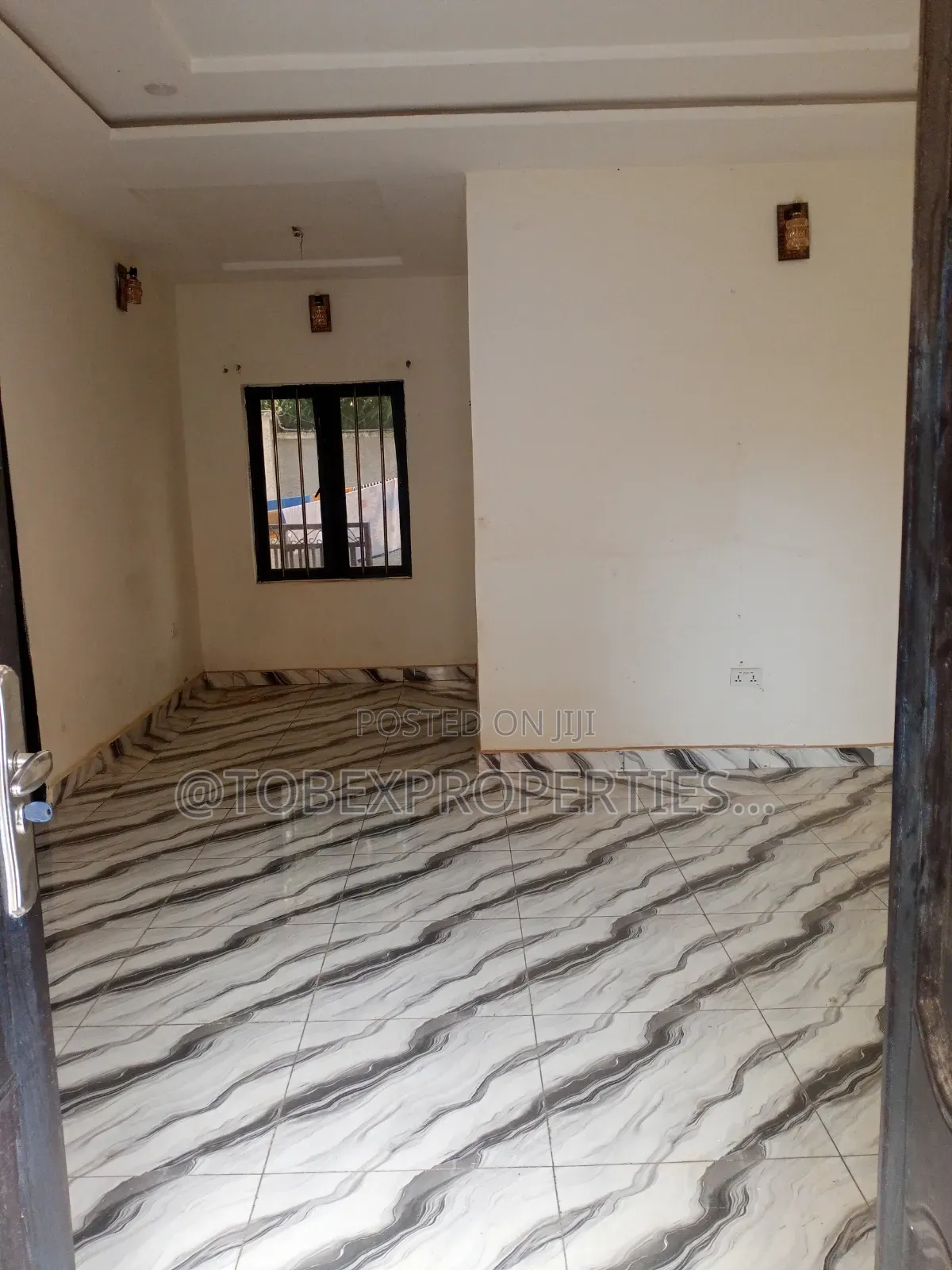 Furnished 2bdrm Block of Flats in Karusite for rent in Karu