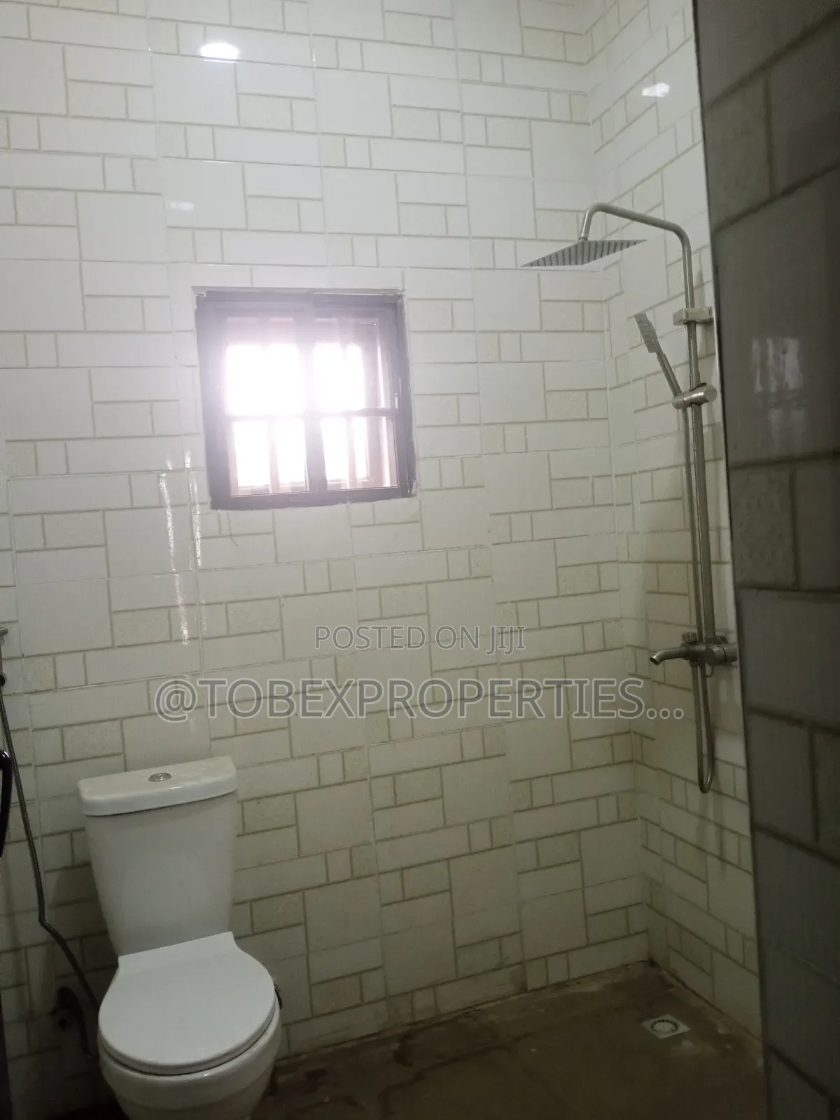 8bdrm Apartment in Zamani Extension, Karu for sale in Karu