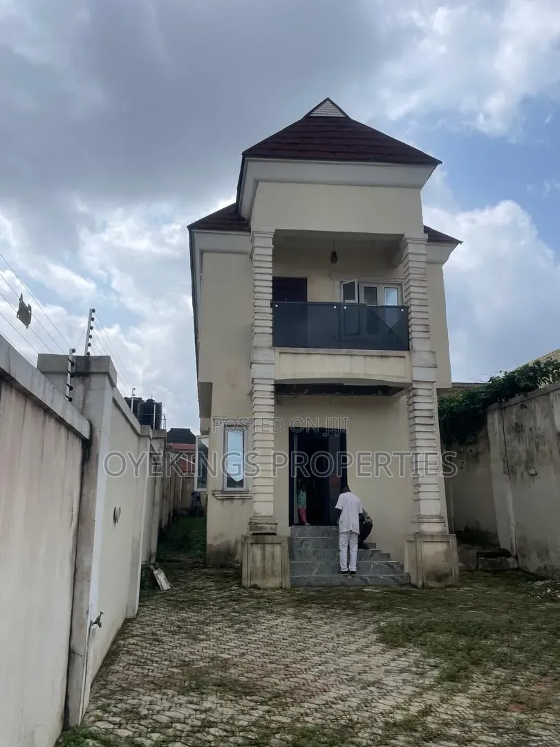 Furnished 4bdrm Duplex in Ireakari Estate, Oluyole for sale in Oluyole