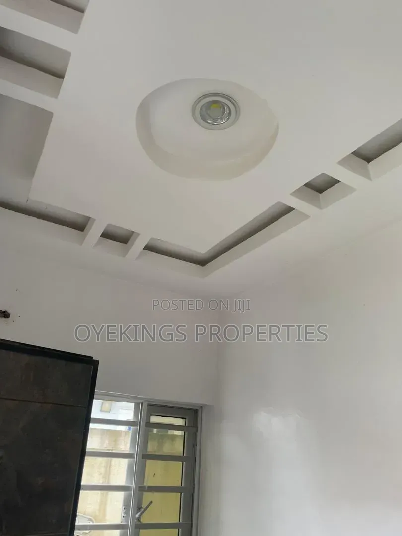 Furnished 4bdrm Duplex in Ireakari Estate, Oluyole for sale in Oluyole