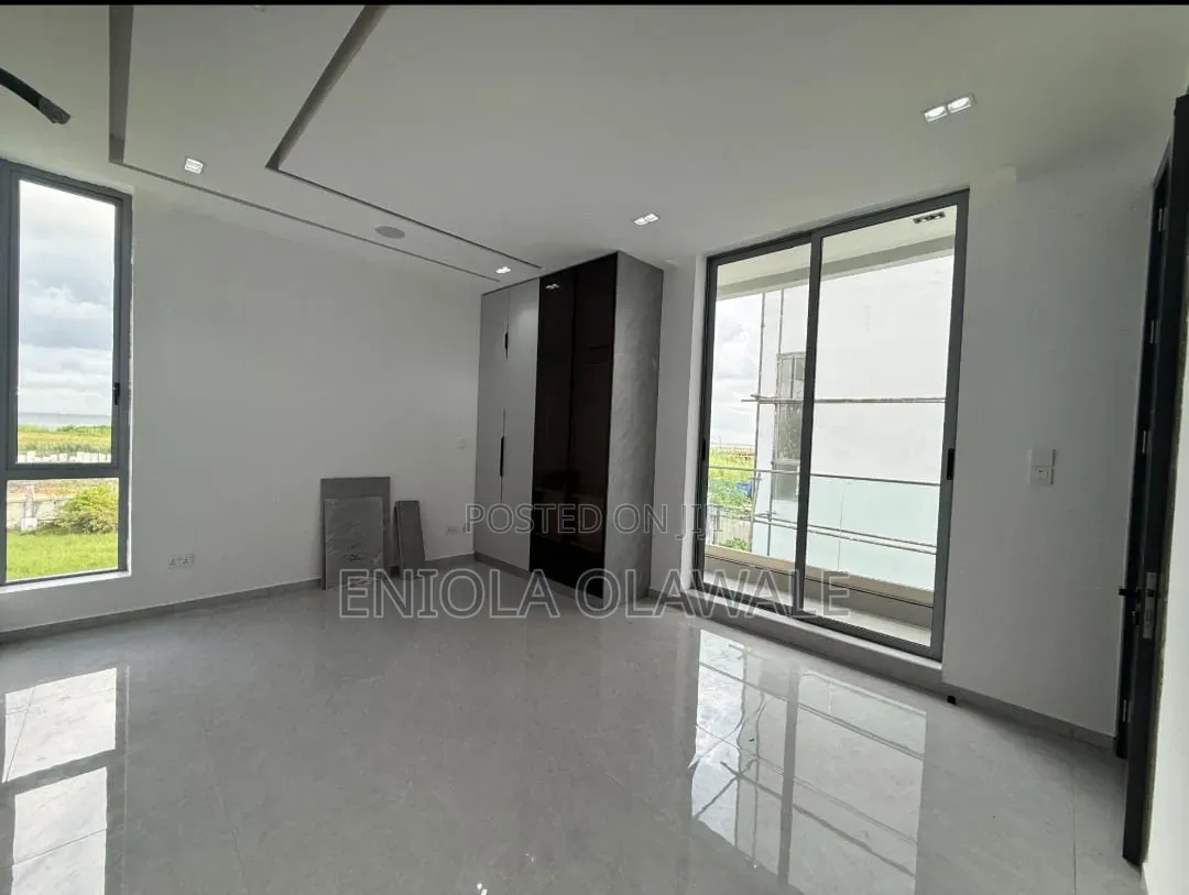 5bdrm Duplex in Ikoyi, Lagos Island / Lagos Island for sale in Lagos Island / Lagos Island
