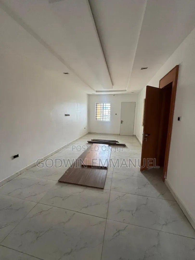 4bdrm Duplex in Gilmore, Jahi for rent in Jahi