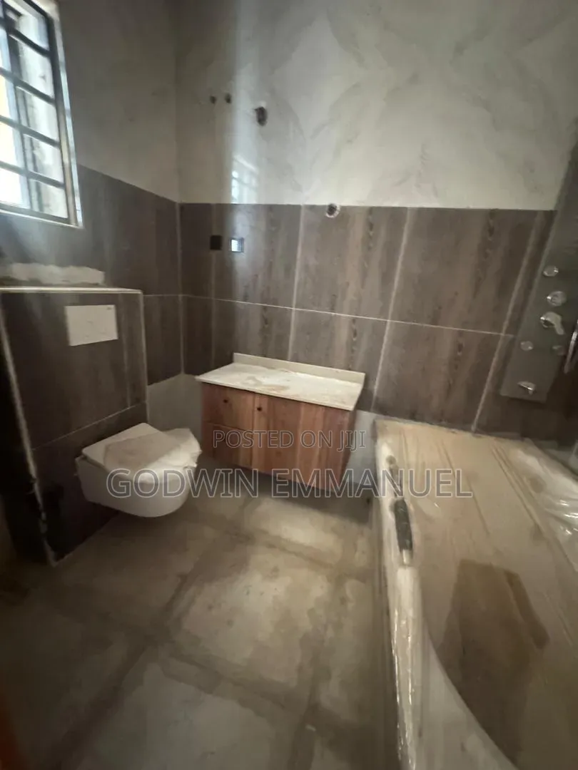 4bdrm Duplex in Gilmore, Jahi for rent in Jahi