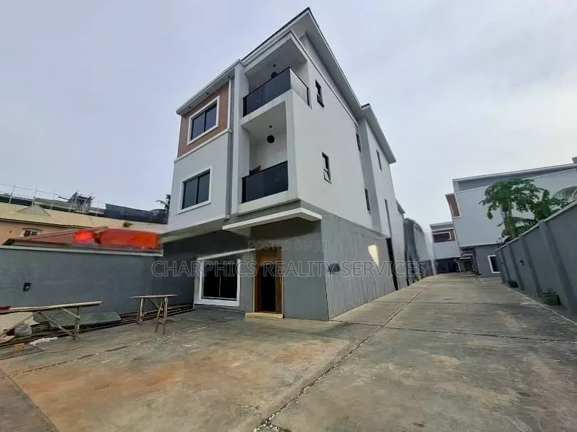 4bdrm Duplex in Shonibare Estate for rent in Shonibare Estate